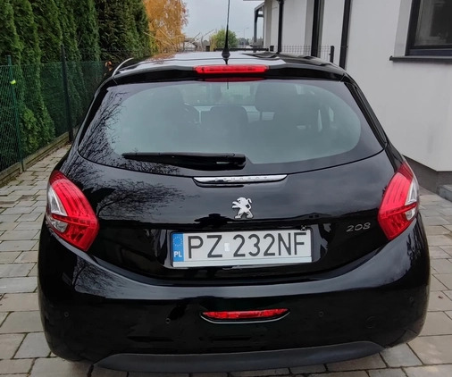 Peugeot 208 cena 24500 przebieg: 127290, rok produkcji 2013 z Bodzentyn małe 137